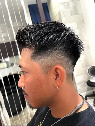 ショート メンズ 岩井 駿のヘアスタイル