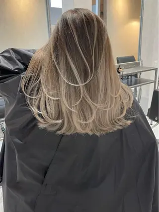 セミロング カラー ヘアアレンジ アンドウ ユウ/ レイヤーカット/韓国のヘアスタイル