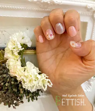 ネイル BETTISH. KUMIKO☺︎︎のネイルデザイン