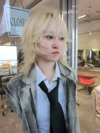 ミディアム カラー ハッシュカット/ MAYAのヘアスタイル