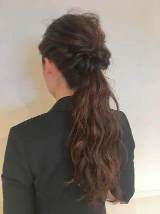 ロング ヘアアレンジ さかい なつみのヘアスタイル