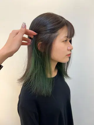 セミロング カラー 丸田 美沙希のヘアスタイル