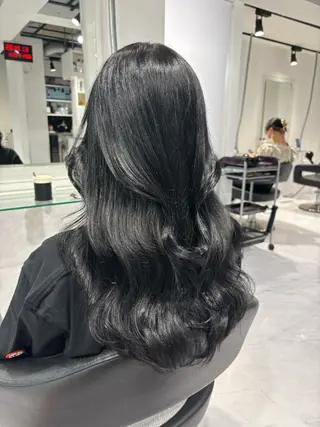 ロング カラー 表参道♡暗髪^ྀི 艶カラー♡アユミのヘアスタイル