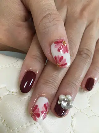 ネイル 竹本 愛のネイルデザイン