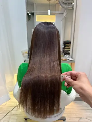 ロング SHIGE自由が丘所属・宇塚 仁美のヘアスタイル