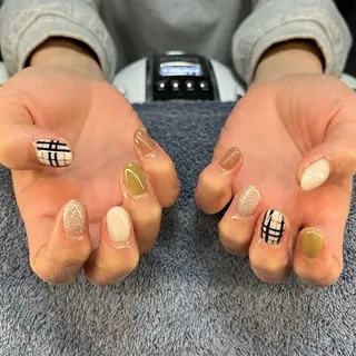 ネイル MHR nailのネイルデザイン