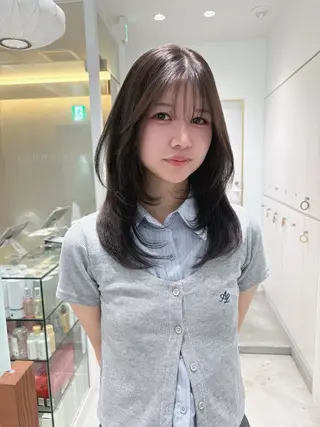 セミロング カラー 🎀優姫 🎀  韓国レイヤーのヘアスタイル