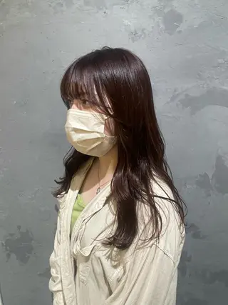 ロング MASHU　浦部 芳果のヘアスタイル