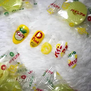 ネイル NEO Beauty Salon所属・𝐍𝐄𝐎 𝐉𝐔𝐑𝐈のネイルデザイン