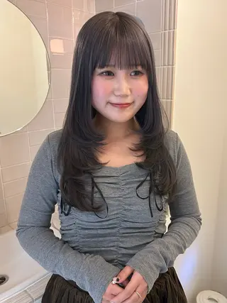 ロング 藤原 美羽のヘアスタイル