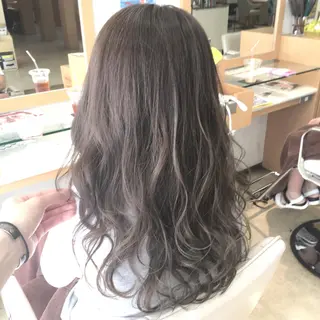 ロング カラー 🐝肥田 しょーと🐝のヘアスタイル