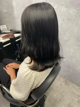 ミディアム Hui.所属・縮毛矯正・髪質改善 特化 出納 直起のヘアスタイル