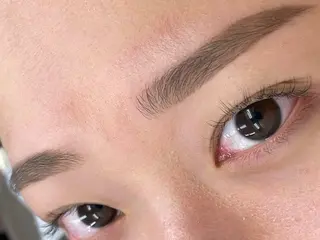 アイブロウ SHERRY   DOLL所属・SHELLY DOLLの眉毛・アイブロウイメージ