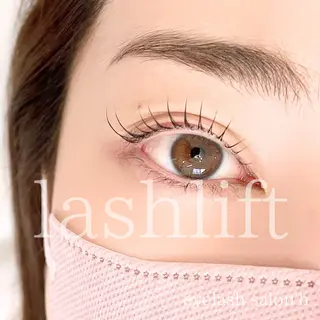 マツエク・マツパ eyelash salon'h所属・松本 光の眉毛・アイブロウイメージ