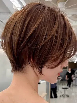 ショート ショート/ボブ/ 白髪ぼかし/しんやのヘアスタイル