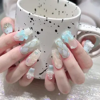 ネイル Queens テイのネイルデザイン