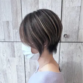 ショート カラー ヘアケアサロン MAIN[メイン]のヘアスタイル