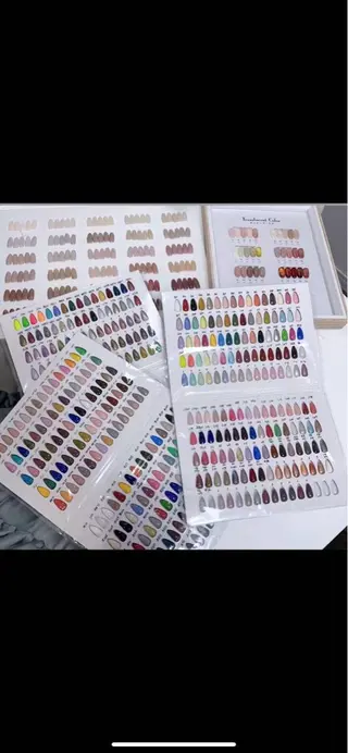 ネイル 申 善喜のネイルデザイン