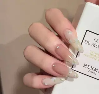 ネイル 相沢 さやかのネイルデザイン