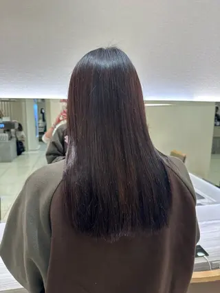 セミロング カラー タイトボブ個性派カラ ーAKANEのヘアスタイル