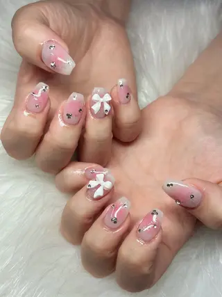 ネイル 💅ネイルハウス🏡 🎀TOMO🎀のネイルデザイン