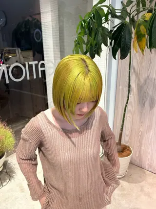 ショート カラー レイヤーカット/ マリアのヘアスタイル