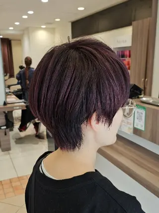 ショート カラー ナチュラル暖色カラー 🤎 佐藤栞のヘアスタイル