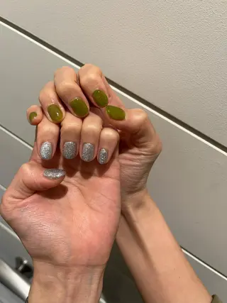 ネイル Momone ／渋谷／パラジェルのネイルデザイン