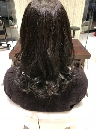 カラー 土屋 貴章のヘアスタイル