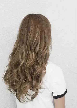 ロング カラー LADY  BEETLE所属・LadyBeetle 山本泰史のヘアスタイル