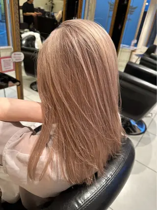 セミロング FENICE on the beach所属・タニ ヒナタのヘアスタイル