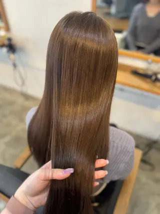 セミロング 髪質改善ストレート Airi🪽🫧のヘアスタイル