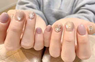 ネイル manis .のネイルデザイン