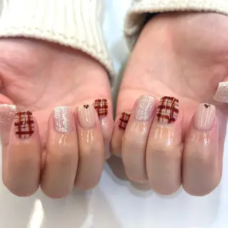 ネイル pool SAIDA🍒のネイルデザイン