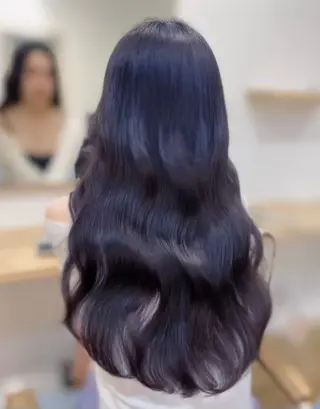 ロング カラー 🩵髪質改善🩵 韓国ヘア🩵花澤みりのヘアスタイル