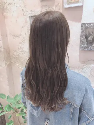 ミディアム 代表山口ひな 髪質改善のプロのヘアスタイル