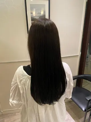 ロング カラー ヘアーサロンソシエ天王寺ミオ店所属・くまがい ららのヘアスタイル