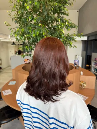 セミロング カラー パーマ ayaka |トレンドヘアのヘアスタイル