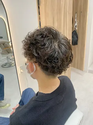 ミディアム 艶髪・透明感カラー・ 韓国ヘア・Yuriのヘアスタイル