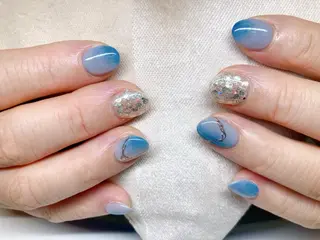 ネイル ECLAT エクラ所属・寺山 千鶴のネイルデザイン