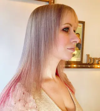 ロング カラー 武内 由貴のヘアスタイル