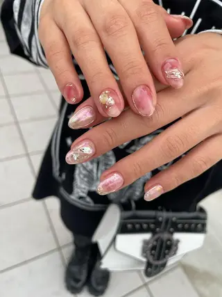 ロング カラー ヘアアレンジ キッズ ネイル マツエク・マツパ 福田 加奈のネイルデザイン