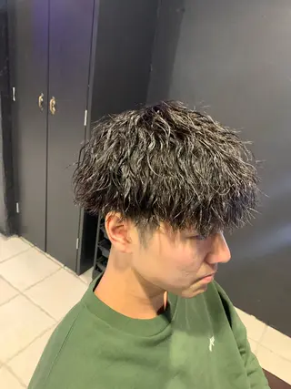 ミディアム メンズパーマ/難波/ 心斎橋　室園亮佑のヘアスタイル