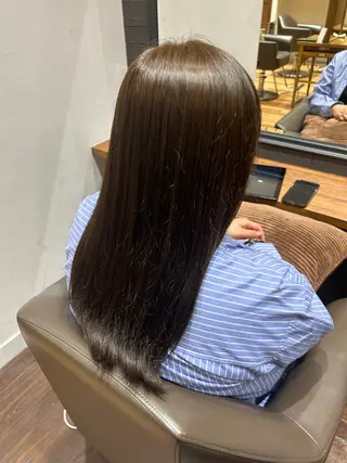 カラー 林 玲美のヘアスタイル