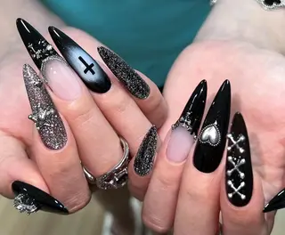 ネイル Pure&Rich Nailのネイルデザイン