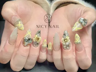 ネイル Yurin_NICY 池袋のネイルデザイン