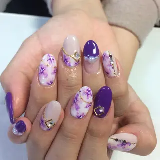 ネイル VIOLUS所属・VIOLUS 関目のネイルデザイン