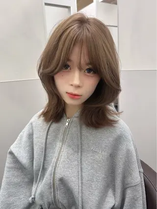 カラー RiA/髪質改善/ レイヤーカットのヘアスタイル