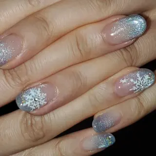 ネイル MOM 原宿店所属・MoM マムネイル原宿のネイルデザイン