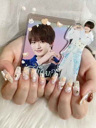 ネイル Kanako 💫のネイルデザイン